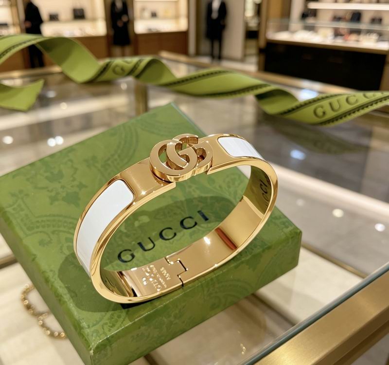 Gucci Bracelet 06yxs41
